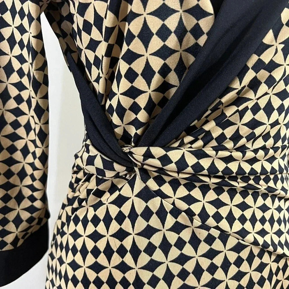 BCBG Maxazria Dress Tan and Black Geometric Mod Draped Neckline Size XS - Picture 6 of 10